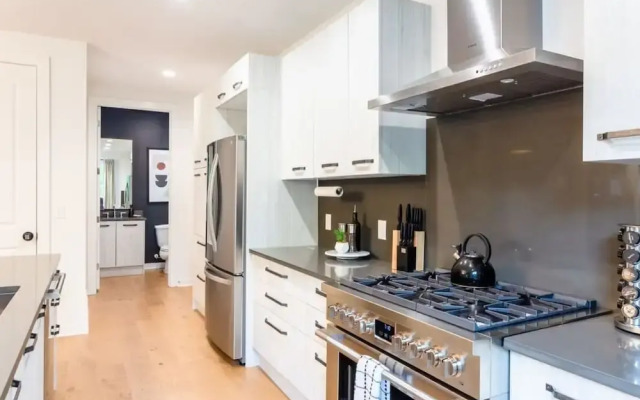 Eastside House Supreme Downtown 6 Min Drive