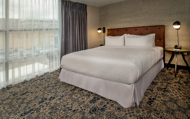 Four Points by Sheraton Philadelphia City Center