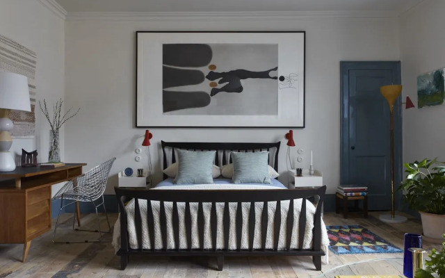 The Townhouse by 8 Holland Street