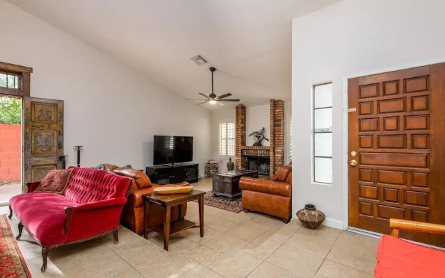 Casa Willow 4 Bedroom Home by RedAwning