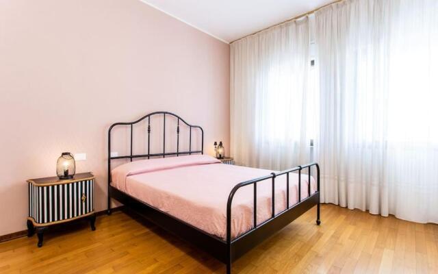 Maison Dina