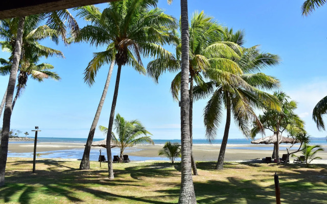 Club Fiji Resort