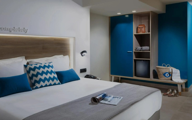 Carian Hotel