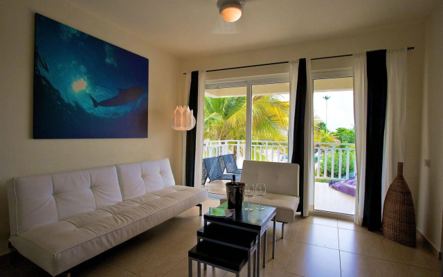 Dolphin Suites & Wellness Curacao