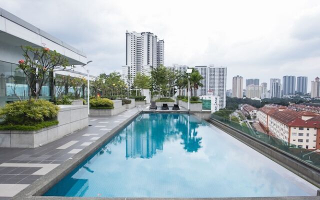 Suria North Kiara 52Hz Homestay