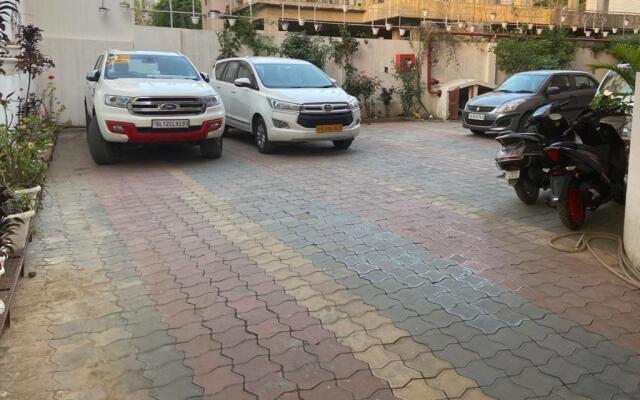 Hotel Rama Trident