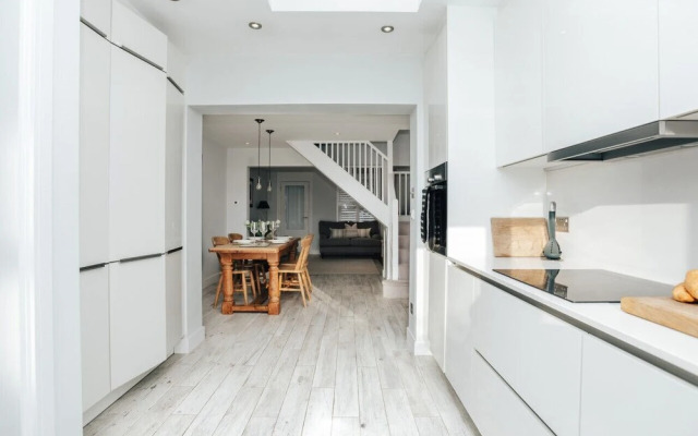 Propeller House - From 165 Per Night