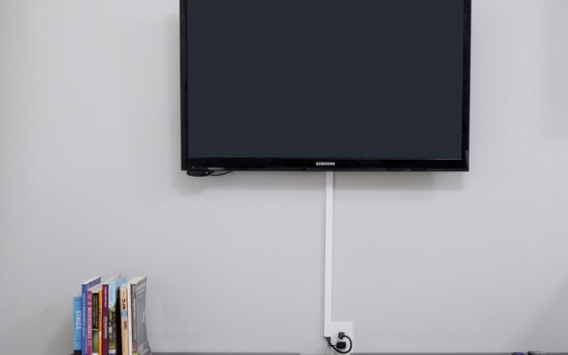 11058 - 83A Bsmnt Suite