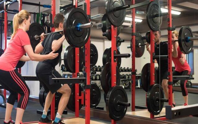 The Manor West Hotel & Leisure Club