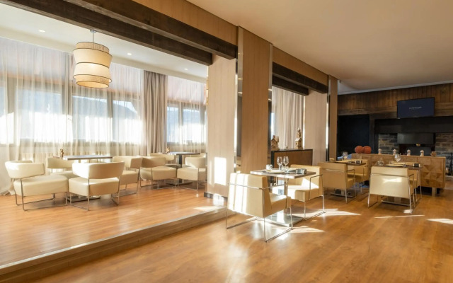 Eurostars Royal Tanau