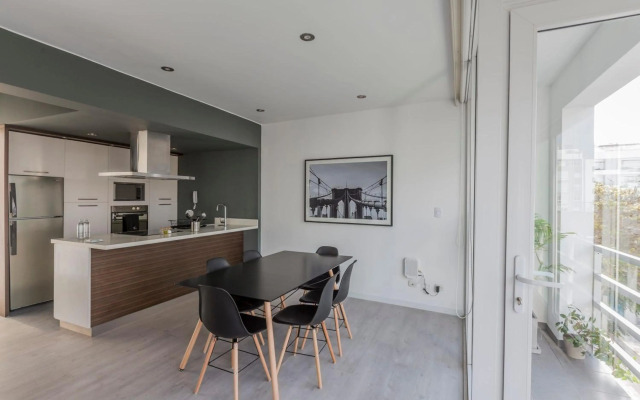 Monochromatic 2BR in Miraflores