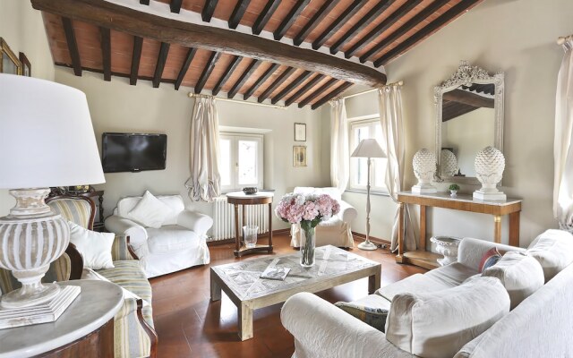 Appartamento Duccio by Vacation in Lucca