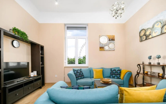 JA18 Downtown Pearl - 2 bedroom apartment