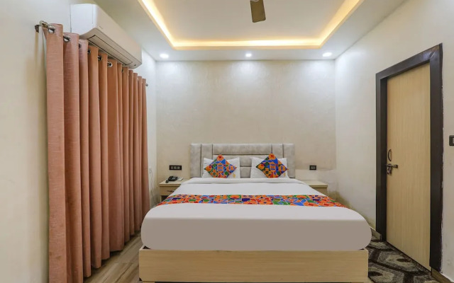Fabhotel Sky Awadh