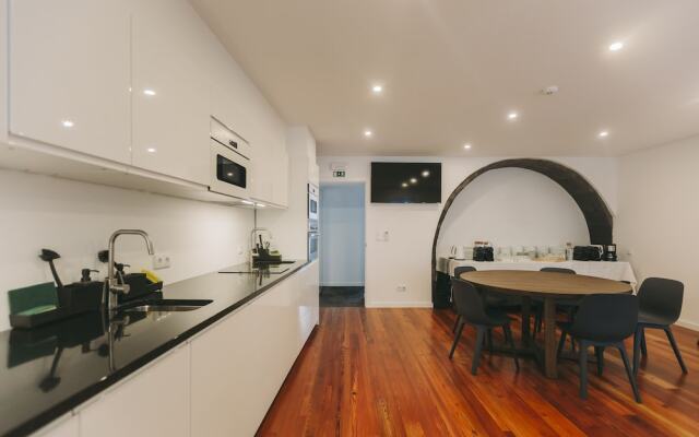 Azores Inn - Family Suites Hostel