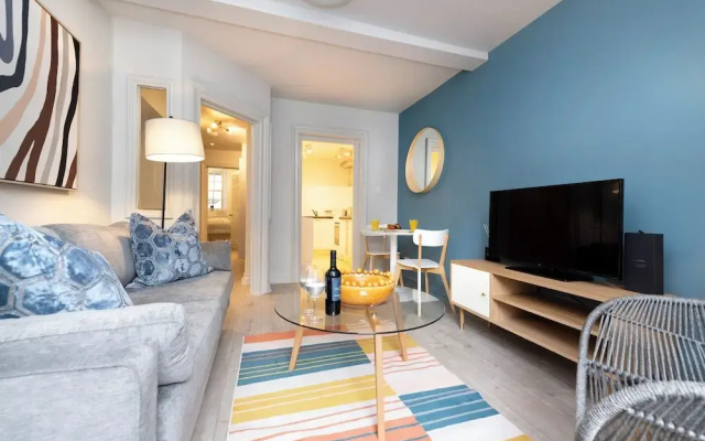 Stylish 1-bed flat in New Town