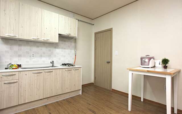 Paju Mountain Breeze Pension