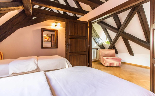 Residence Thunovska 19