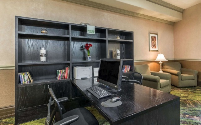 Clarion Hotel & Conference Centre