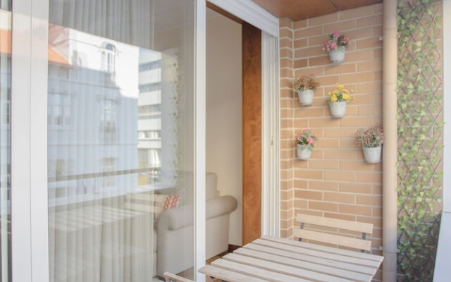 Liiiving in Matosinhos- Seaside Delight Apartment