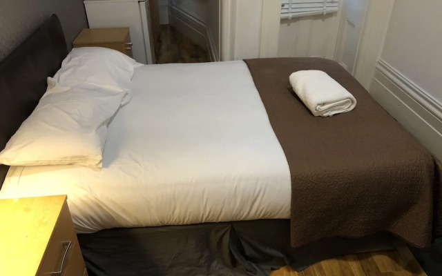 Suite Overlooking Hyde Park