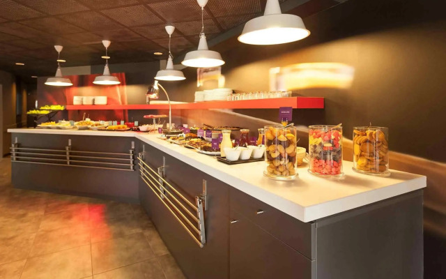 Ibis Evry-Courcouronnes