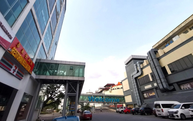 Top Holiday Hotel @ The Mines Seri Kembangan