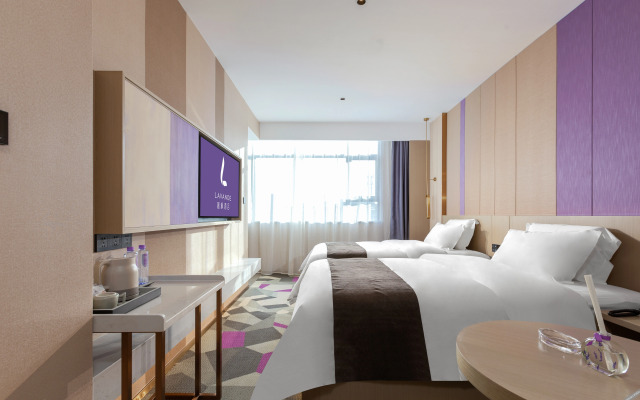 Lavande Hotel (Dongguan Dalang Huawei Songshan Lake Vientiane Hui Branch)