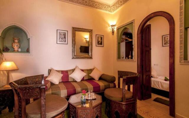 Room in B&B - Riad Anabel - Olive Triple Suite