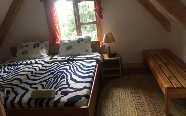 David Crater Homestay