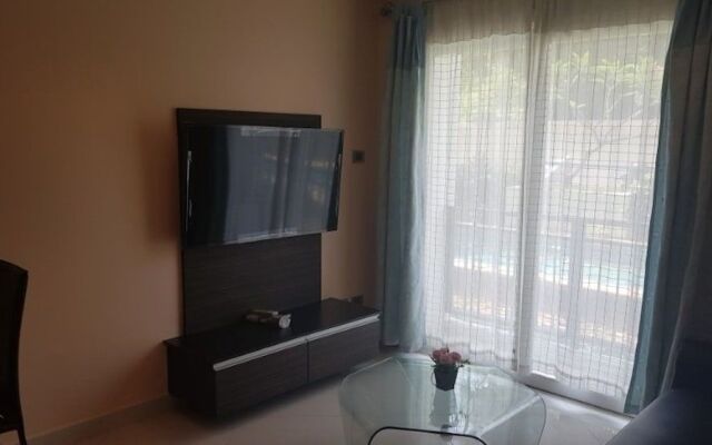 Plaza Residence F6 R62 Residence