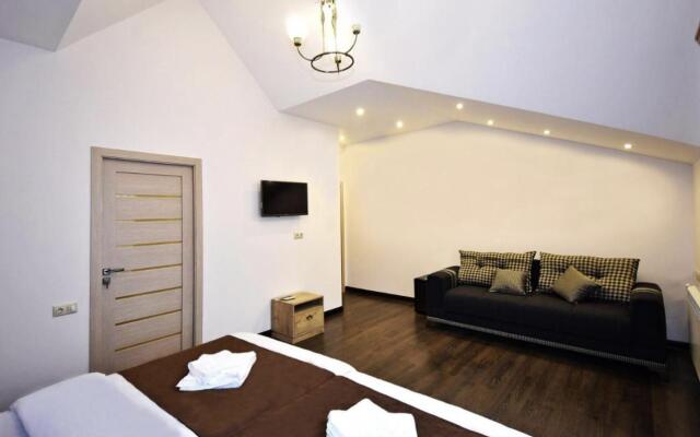 Patriott Hotel