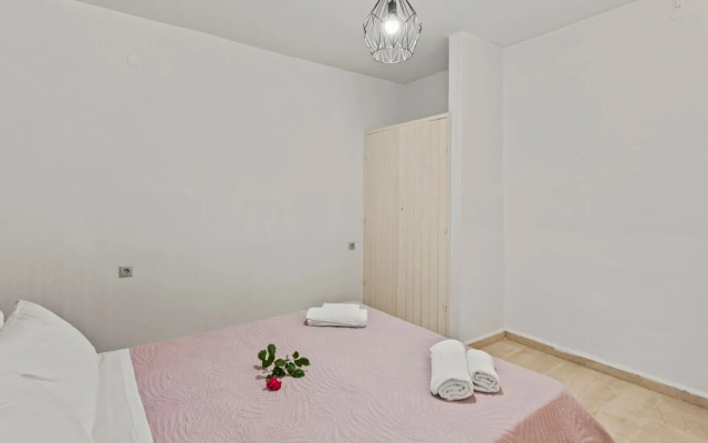 Seaside Gem Near Heraklion Villa Maro III Getaway