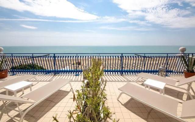 Hotel Plaza Esplanade