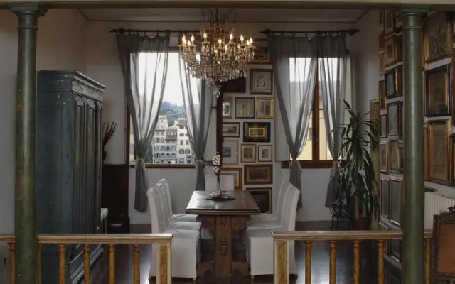 Maison in Piazza S. Croce