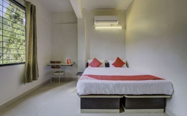 OYO 24982 Hotel G Residency