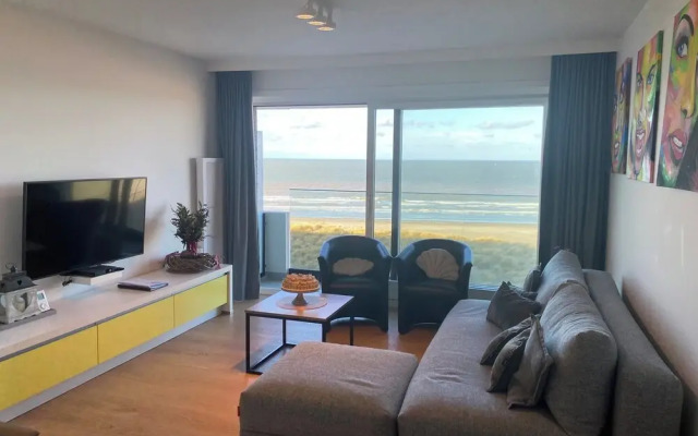 Apartment in Nieuwpoort With Stunning Sea View