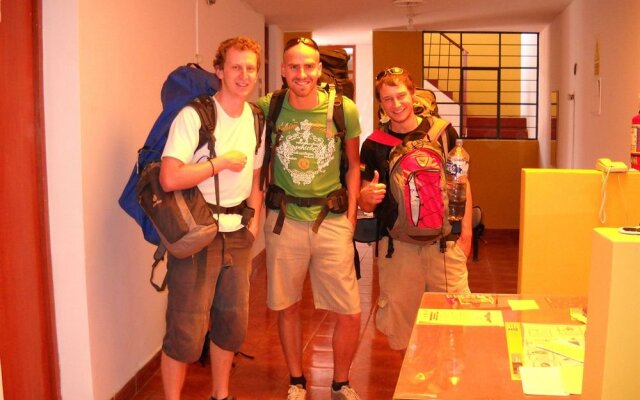 HOSTAL Backpackers