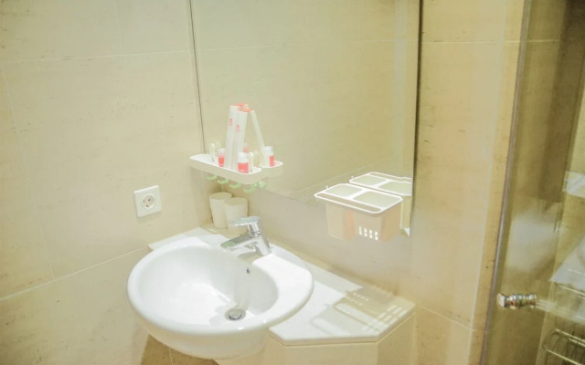 2BR Apartment with Twin Beds at Taman Anggrek Residences