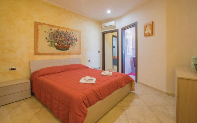 Beautiful Apartment in Bari With 3 Bedrooms and Wifi