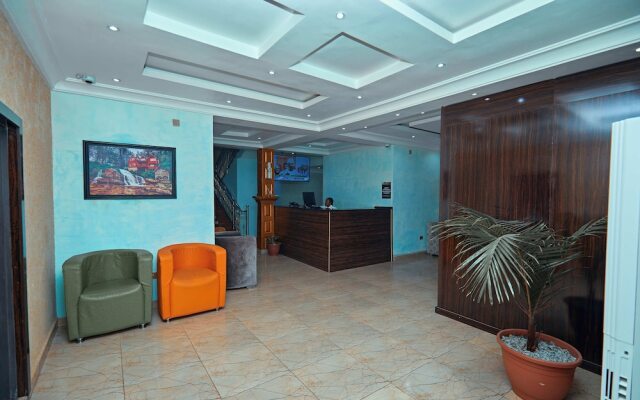 Apartment 550