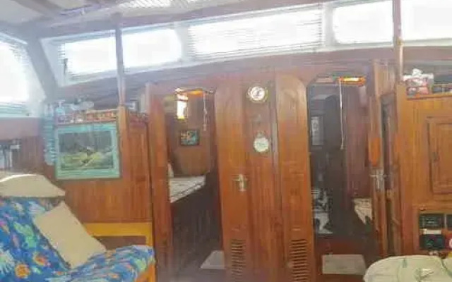Culebra Bed & Breakfast on a Boat