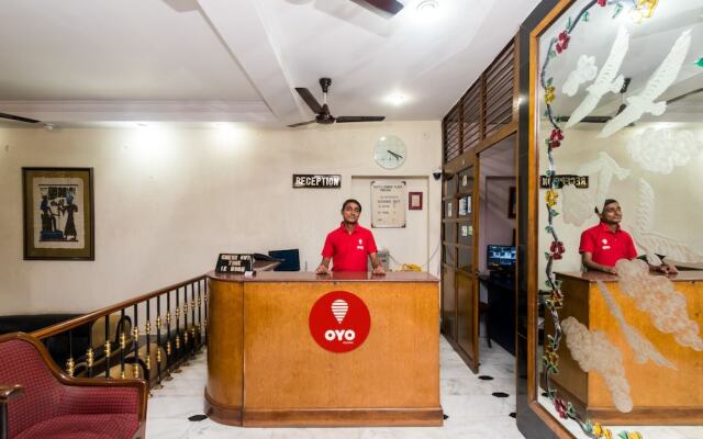OYO 4621 Hotel Camac Plaza