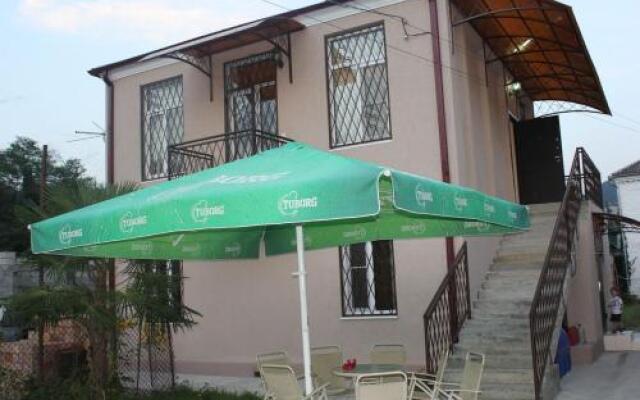 Guest House na Chehova 26