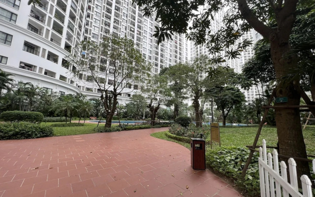 Vinhomes Royal City by Emily in Town
