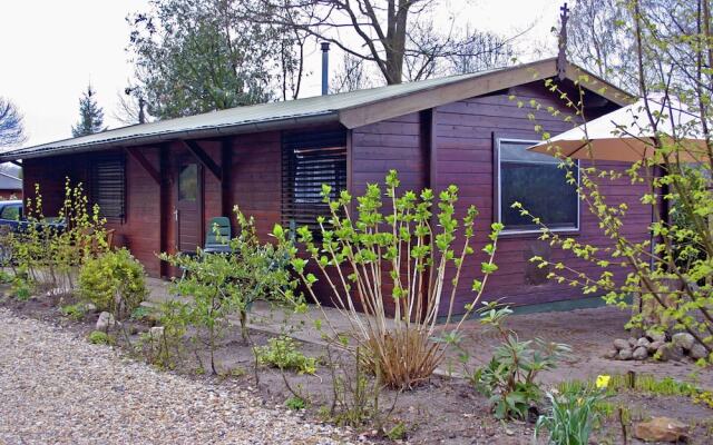 Tidy Chalet With a Microwave, in the Achterhoek