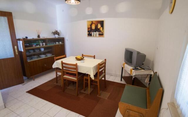 Apartment Nekic