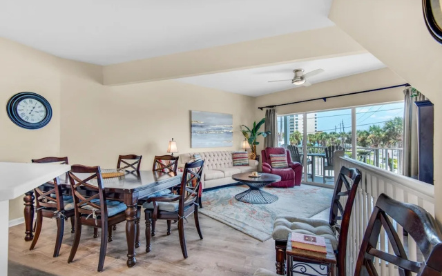 Beach Pointe 101