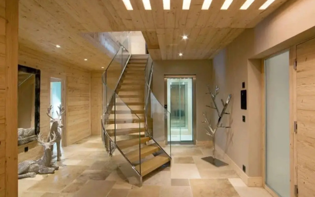 Superior Chalet With Views