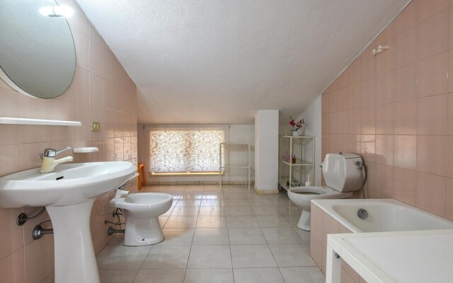 Stunning Home in Acireale With Wifi and 3 Bedrooms